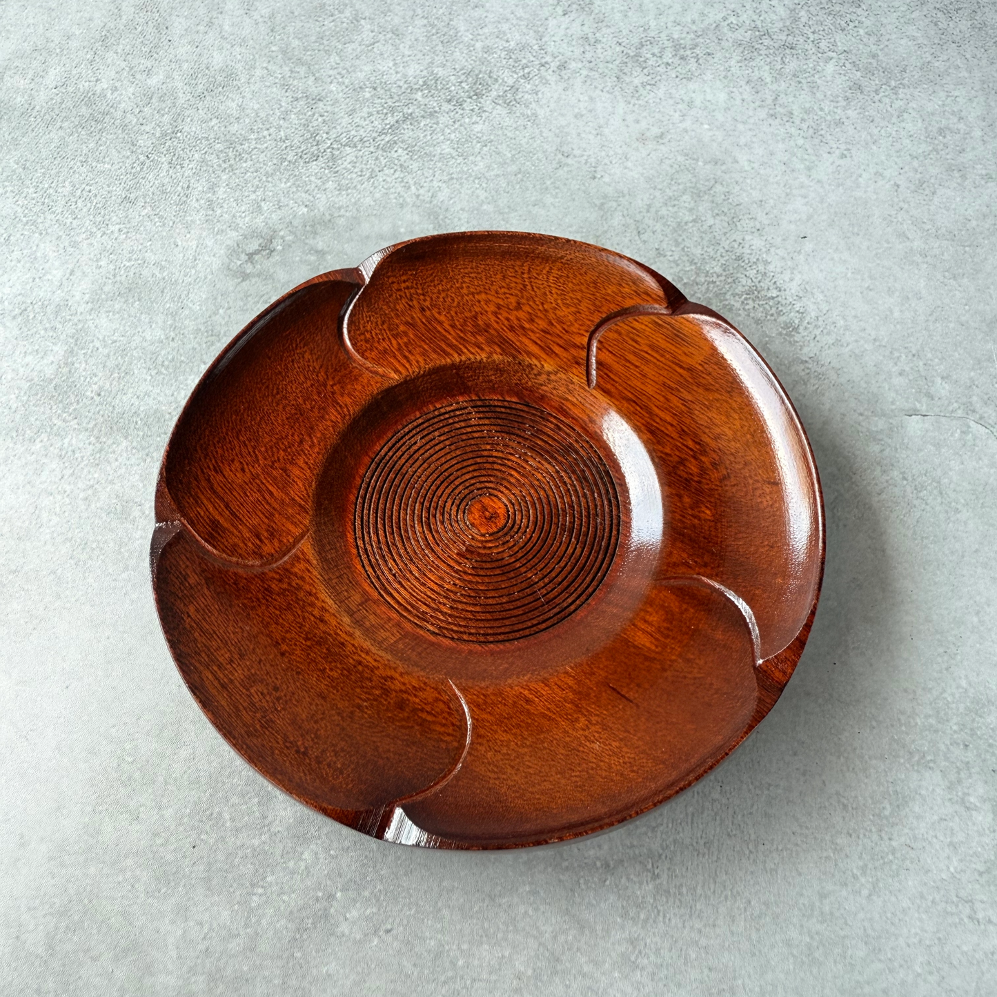 Set of 5 Vintage Japanese Lacquered Coasters | Hand-Carved Natural Wood Tea Saucers Japanese Lacquerware Tea Coasters | Set of 5 Natural Wood Petal-Shaped Plates