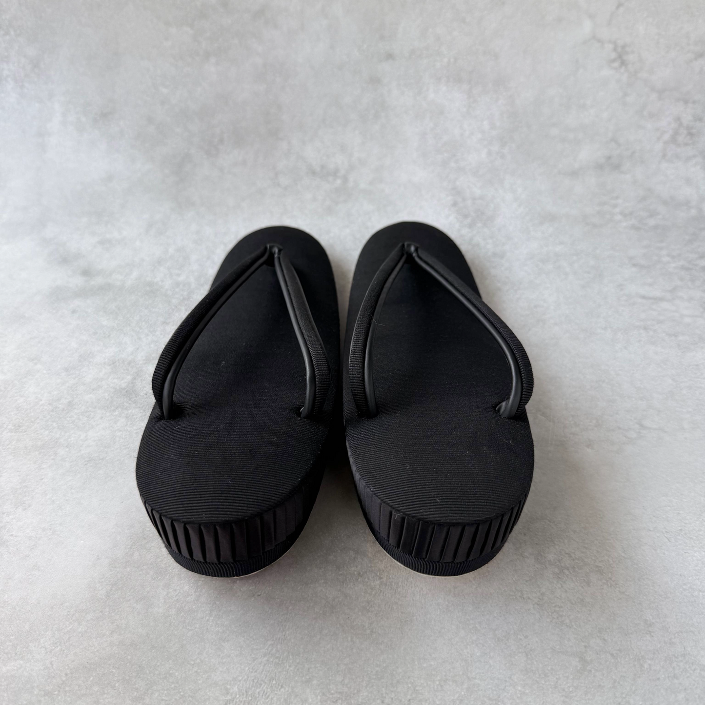 Vintage Japanese Black Zori Sandals (Size 6 US Women)|Elegant Formal Footwear from the 1960s