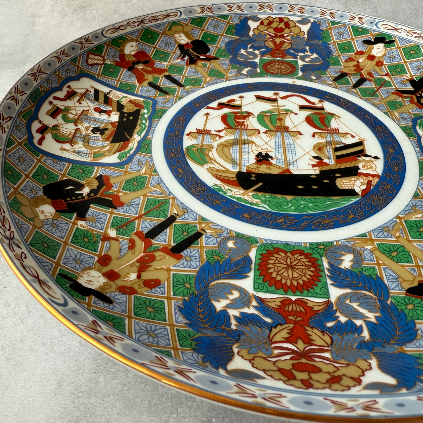 Yokohama Story Decorative Plate – Showa Era Japanese Export Style (12 inch / 30.5 cm)
