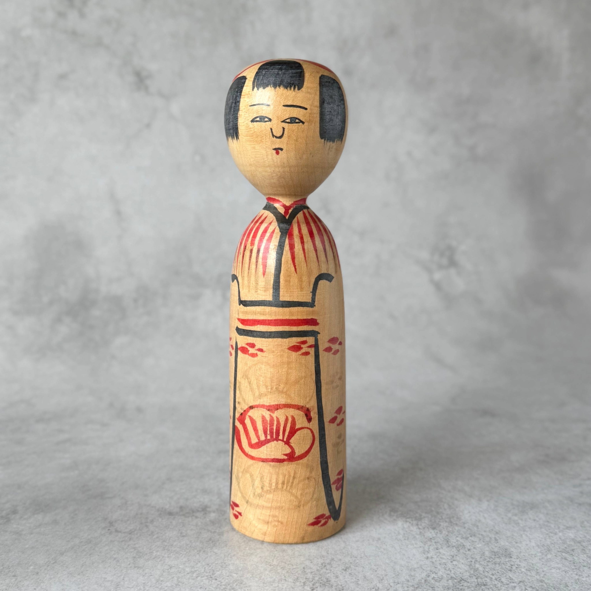伝統こけし 小倉久太郎作 1970年代 — 人間国宝 |木地山スタイル | 18.5 伝統こけし 小倉久太郎作 1970年代 — 人間国宝 |木地山スタイル | 18.5