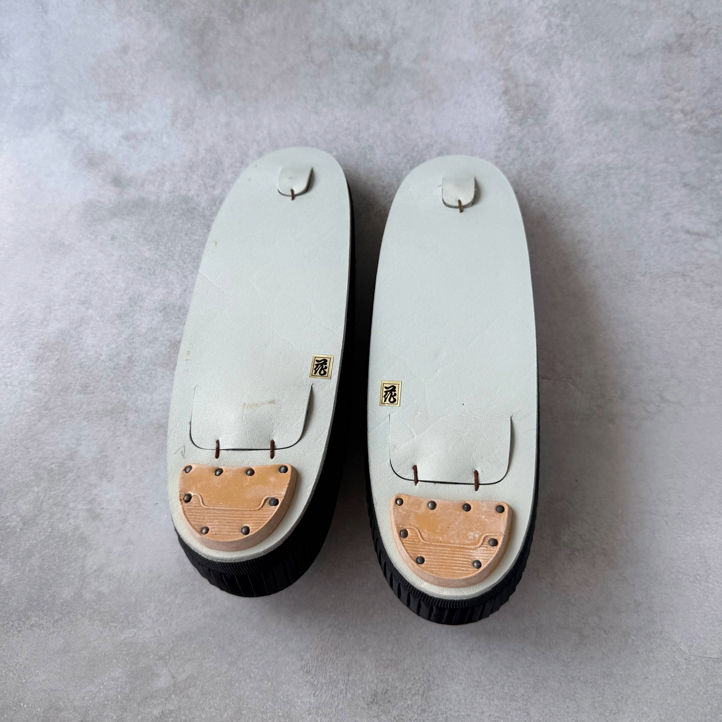 Vintage Japanese Black Zori Sandals (Size 6 US Women)｜Elegant Formal Footwear from the 1960s